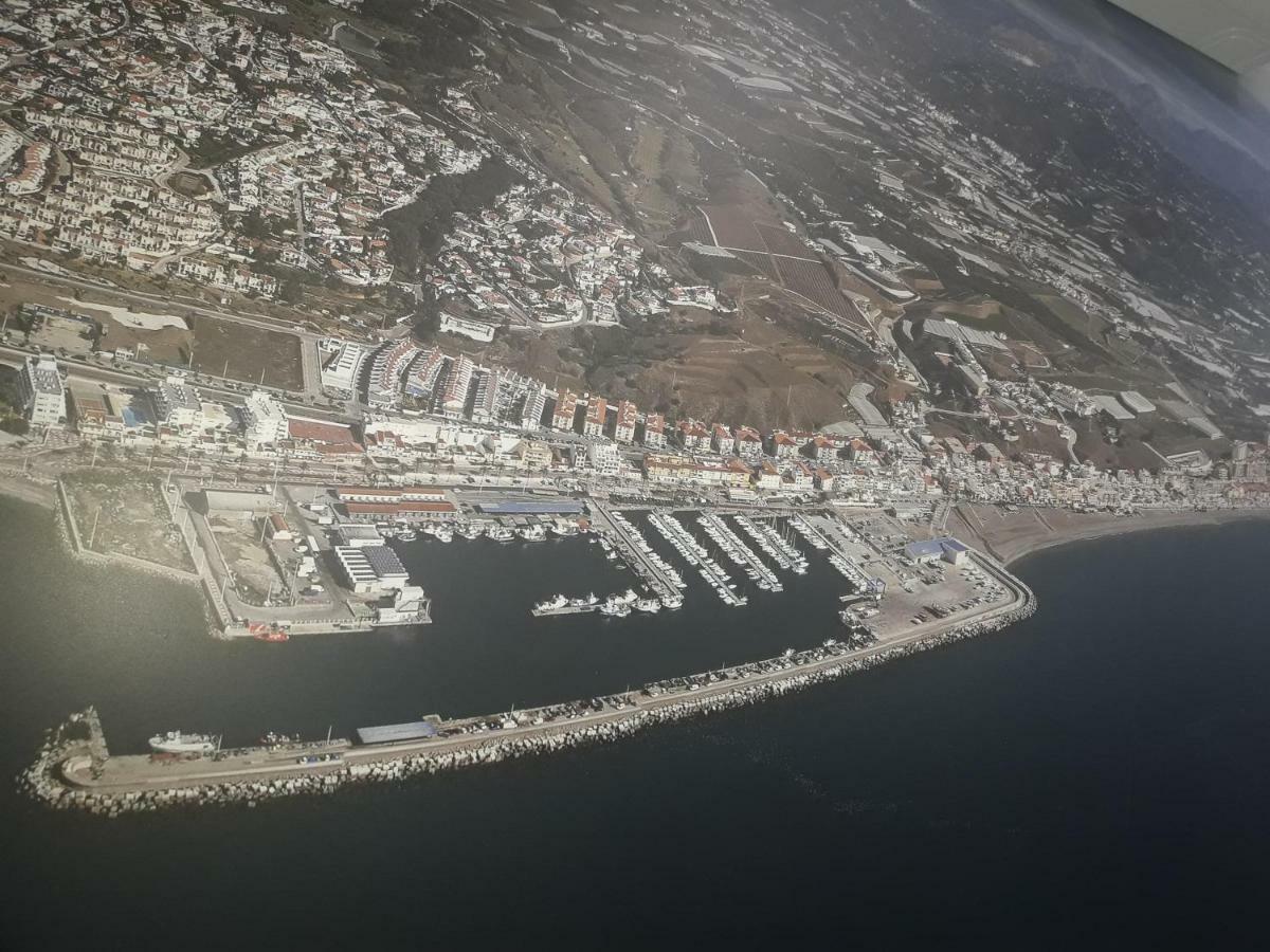 Villa Brisas Del Mar Caleta De Velez Exterior foto